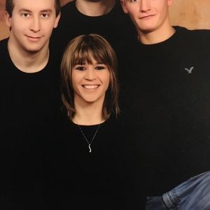 Meet your Posher, Tina